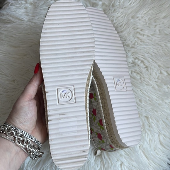 NEW Michael Kors Logo Floral Lenny Slip On Espadrilles - Picture 11 of 11
